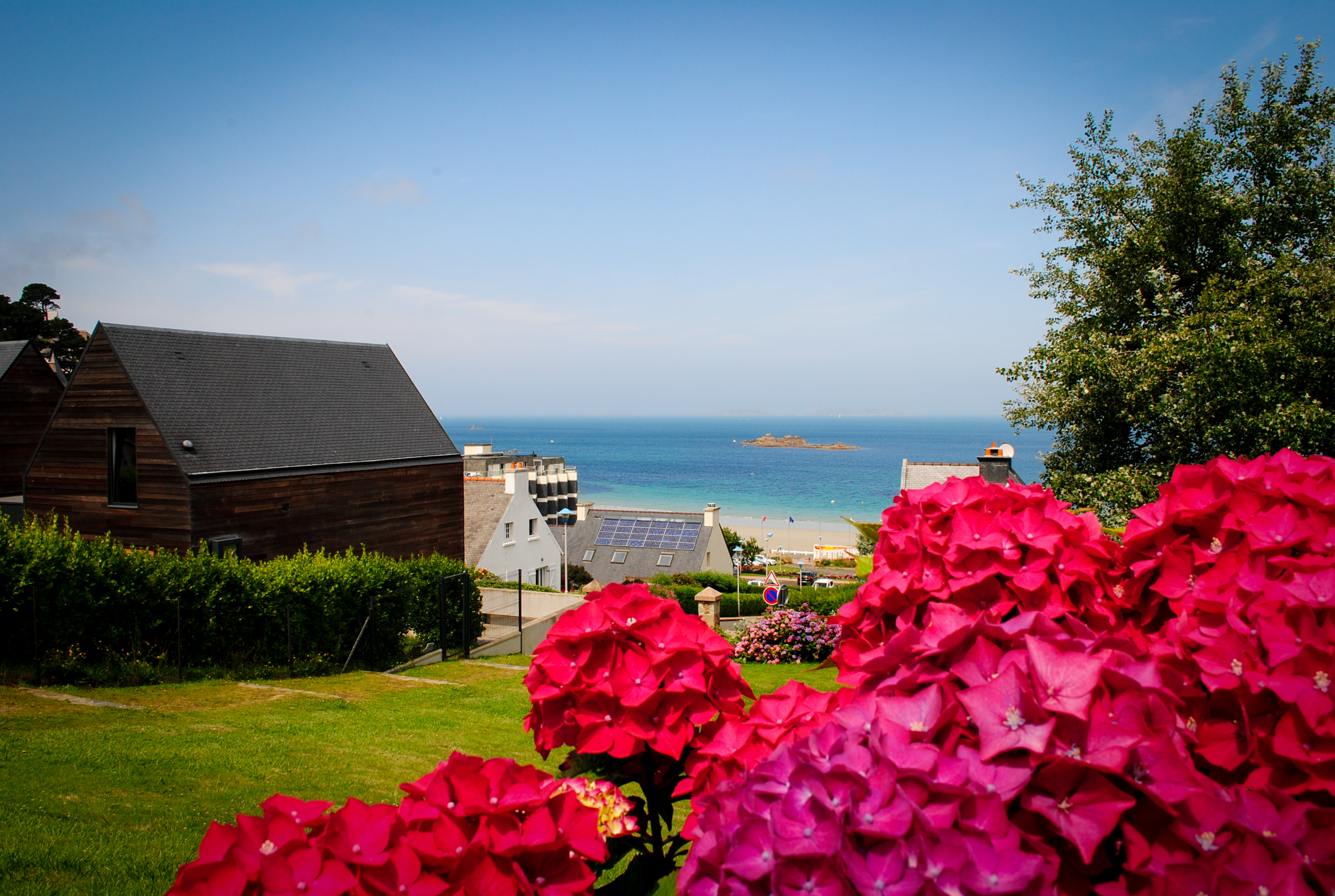 Perros-Guirec, френската ривиера в регион Бретан.