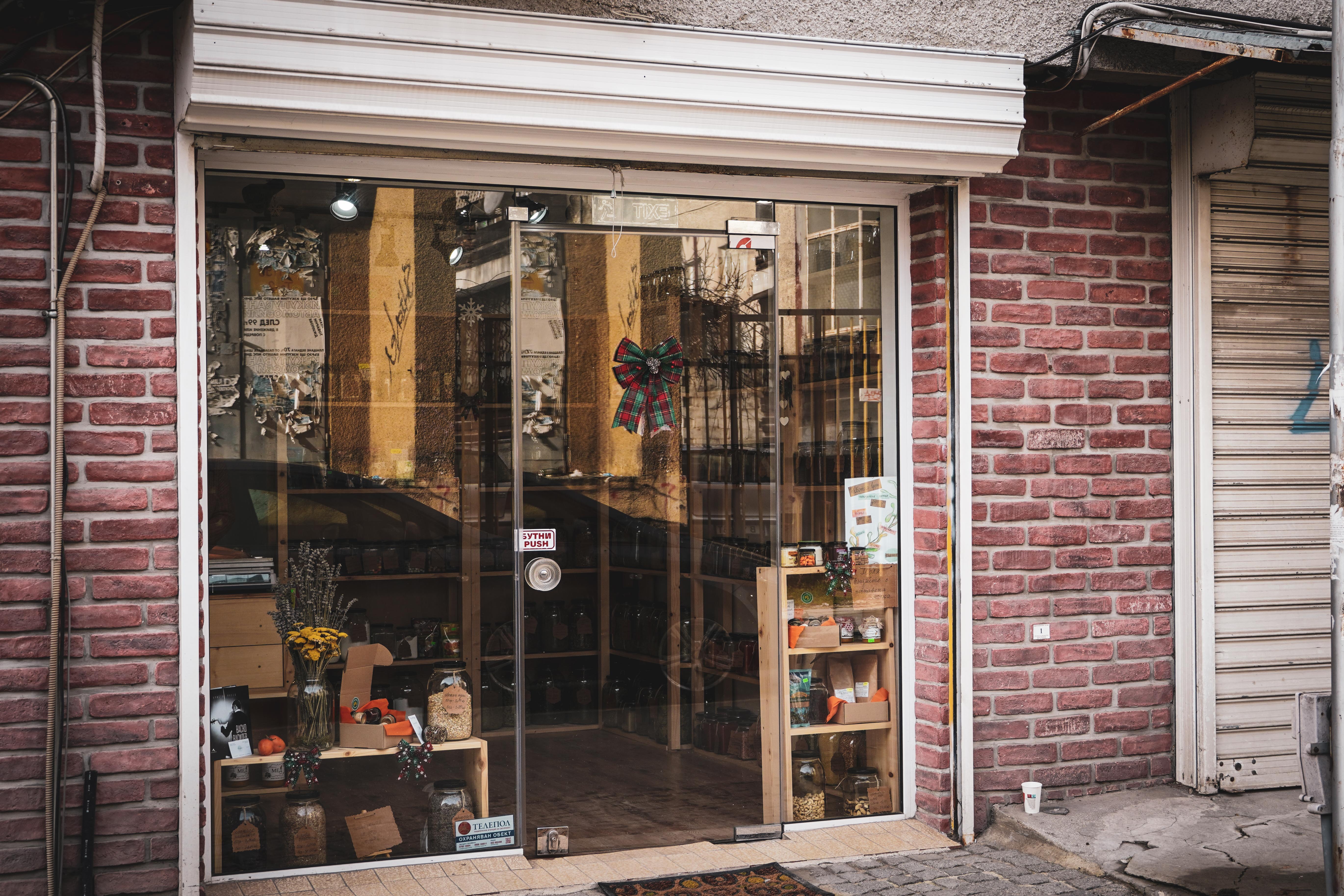 Магазин за билки, подправки и чай "Тинтява" във Варна