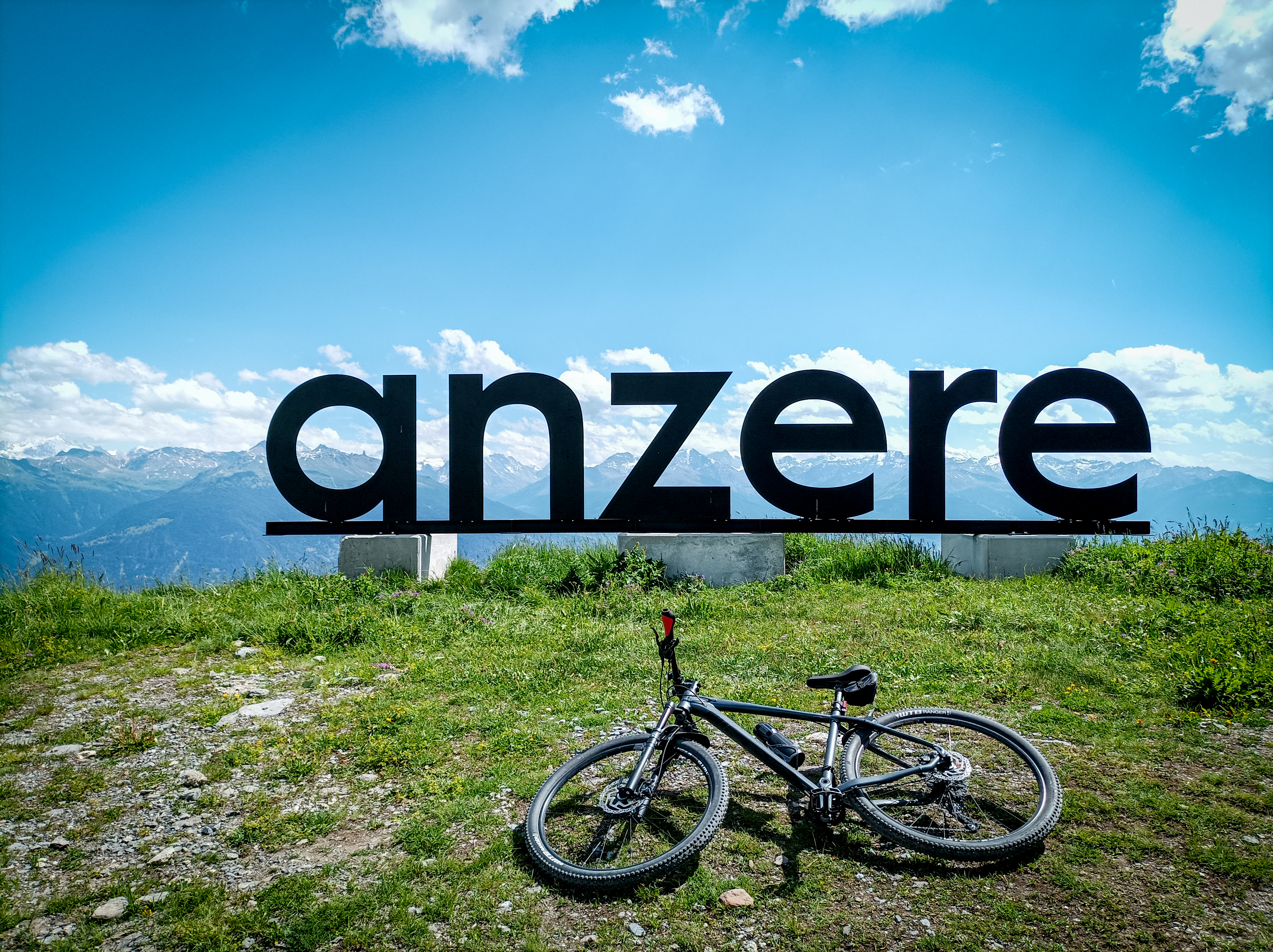 Анзер, Швейцария