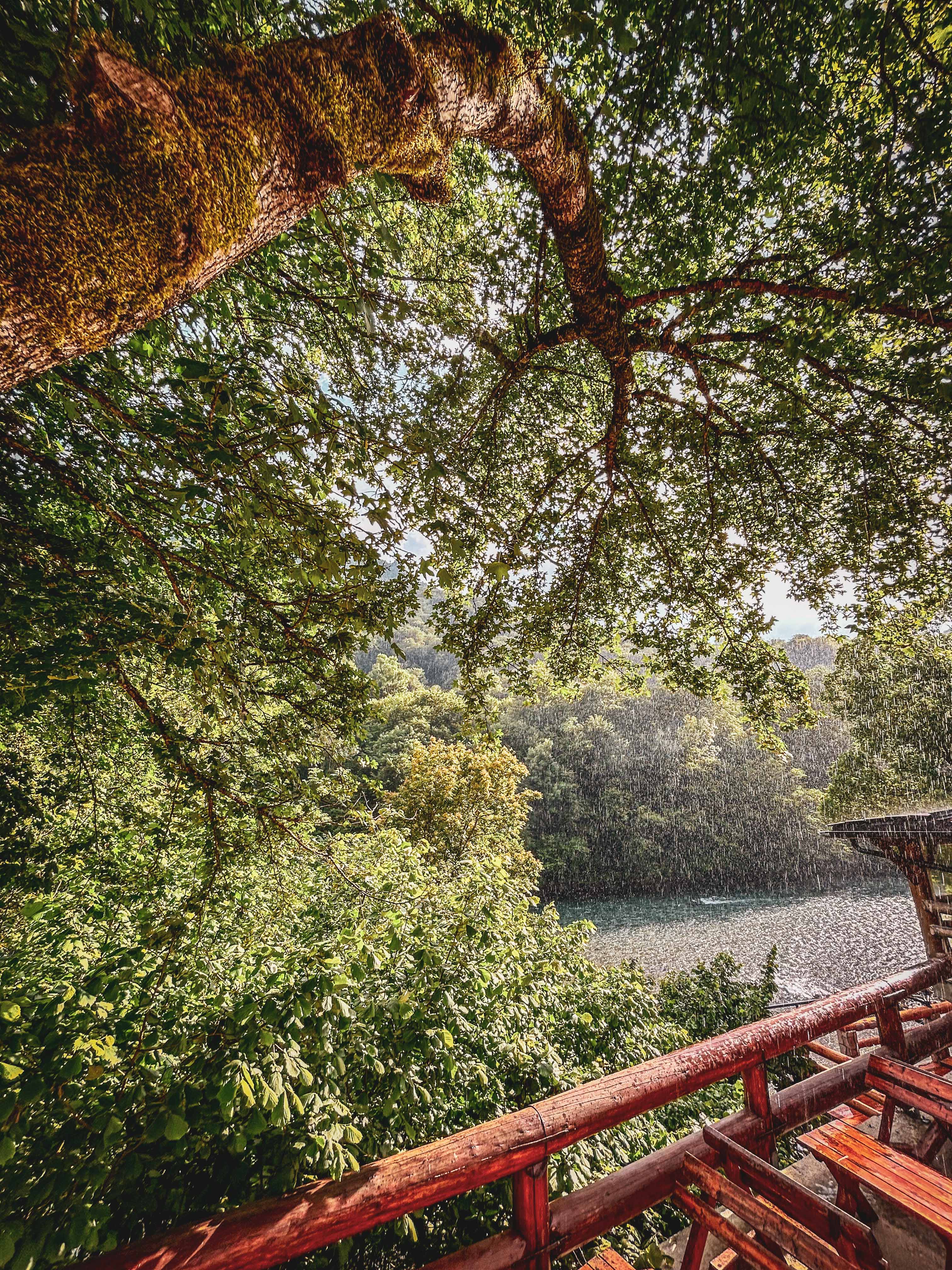 Рафтинг по реките Дрина и Тара в Босна и Херцеговина: Незабравимо приключение